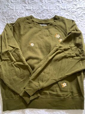Old Navy Olive Green Crewneck Sweatshirt